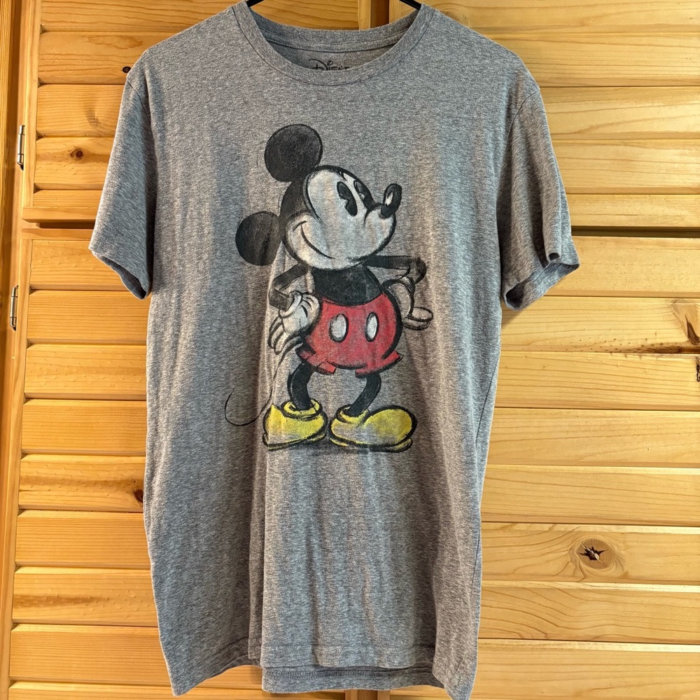 Men’s Licensed Disney Mickey Mouse Short Sleeve T-shirt, Size M